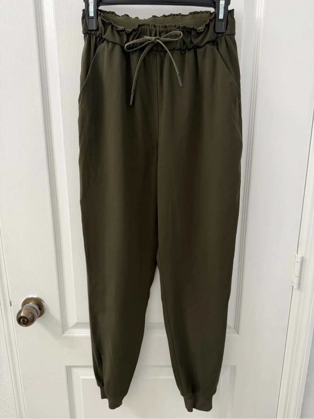 Lululemon Stretch Luxtreme High-Rise Pant *Full Length Rainforest Green (Size 4)